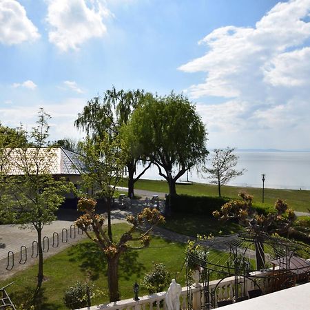 Seehotel Herlinde Podersdorf am See Exteriér fotografie